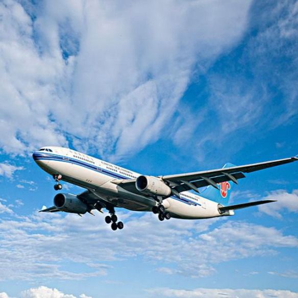 중국에서 덴마크 아일랜드로 운송하는 Air International Door To Door Cargo Services